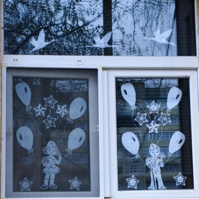 Наши юные патриоты из коррекционного класса готовятся к 9 Мая.