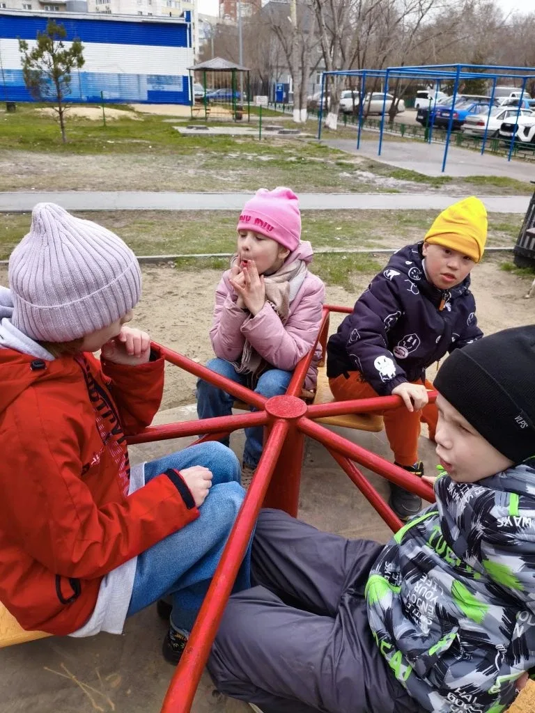 Неделя под названием «Мы маленькие дети»